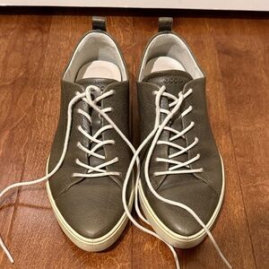 Ecco women's Leather Low-Top Sneakers in Olive
